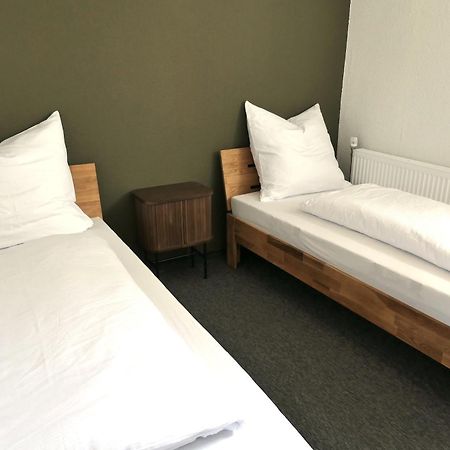 Stilvolle Erdgeschoss-Wohnung: Gemuetlich Eingerichtet Mit Eigenem Eingang Gelsenkirchen Exterior foto